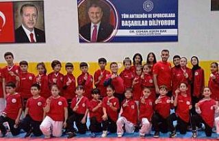 Körfez’in genç ve minik karatecileri 23 madalya...