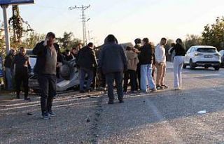 Kozan-Kadirli yolunda hatalı sollama kazaya neden...