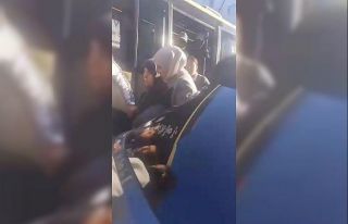 Küçükçekmece’de minibüsten yaşlı kadın düştü