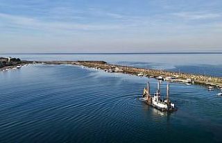 Kurupelit Marina’da deniz temizliği