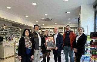 Kuşadası’nda eczacılık gündemi masaya yatırıldı