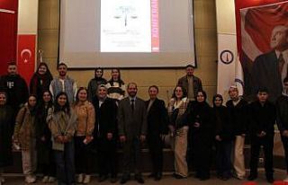 Kütahya’da "İnsan Hakları" konulu konferans