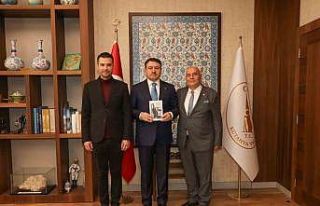 Kütahyalı "Şeref Usta" kitabının geliri...