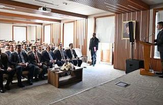 Malatya’da "Yönetimde Beden Dili ve Etkili...