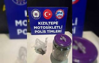 Mardin’de durdurulan araçta esrar ele geçirildi