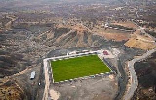 Mardin’de UEFA standartlarında çim yüzeyli futbol...