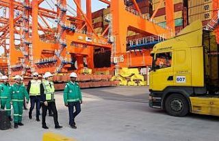 Mega gemilerin yeni adresi Mersin Limanı oldu