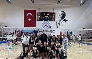 Melahat Ünügür Ortaokulu, Voleybol Yıldız Kız...