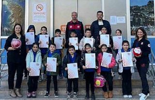 Menteşe Yenice İlkokulu öğrencilerinden 112 Acil...