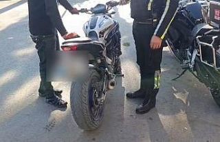 Mersin’de abart egzoz kullanan araçlara ceza yağdı