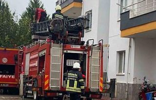 Mersin’de iki ayrı ev yangını