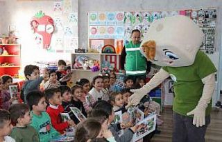 Miniklere sıfır atık eğitimi verildi