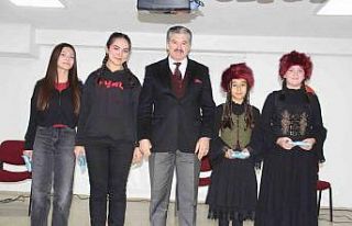 Murat Atılgan Ortaokulu’nda ’Dünya Türk Dili...