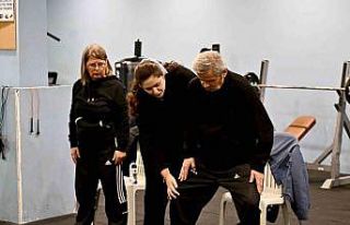 Muratpaşa’dan parkinson hastalarına destek