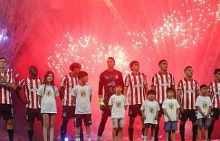 Muslera kurtardığı penaltılarla Estudiantes’e...