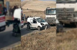 Muş’ta iki ayrı trafik kazası: 2 ölü, 4 yaralı