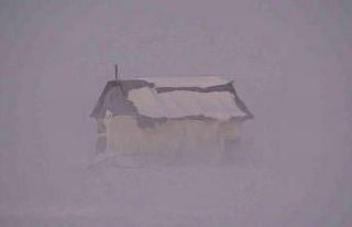 Muş’ta sis ve gün batımı kartpostallık manzara...