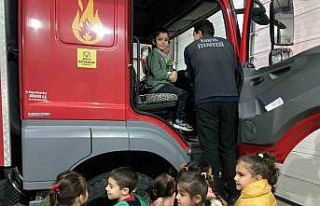 Öğrenciler yangın eğitimiyle bilinçlendi