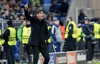 Olympique Lyon Teknik Direktörü Paulo Fonseca, 9...