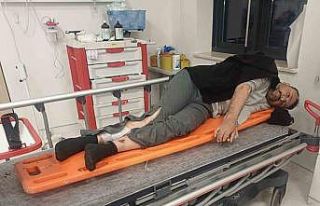 Osmaniye’de çöp kamyonuyla otomobil çarpıştı:...