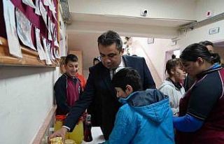 Özel ve engelli bireyler eserleriyle göz doldurdu