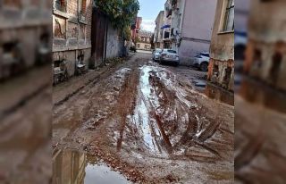 Özgür Özel’i eleştiren İba: "Anlatılan...