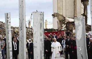 Papa 14’üncü Leo’dan Beyrut’ta 150 bin kişinin...