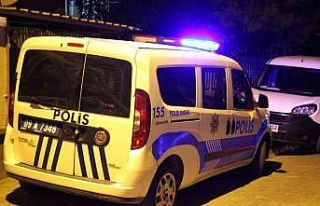 Parka gitmek için evden ayrılan çocuk her yerde...