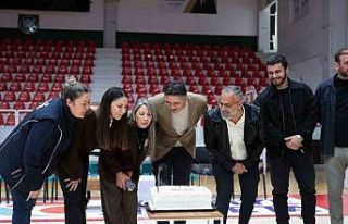 Personelinden Başkan Serkan Acar’a doğum günü...