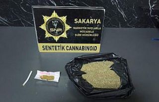 Polis uyuşturucuya geçit vermiyor: 9 gözaltı