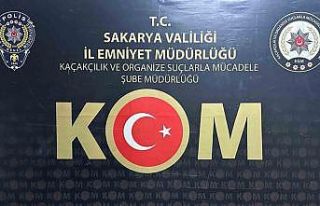 Polisten 4 ayrı operasyon: 8 ruhsatsız silah ele...