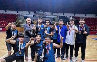 Potada Kütahya’nın zirvesi Zafertepe