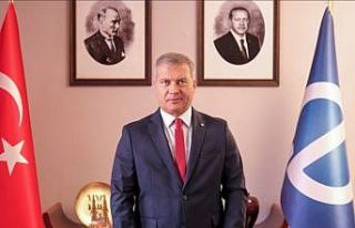 Rektör Adıgüzel’in 15 Aralık Dünya Türk Dili...