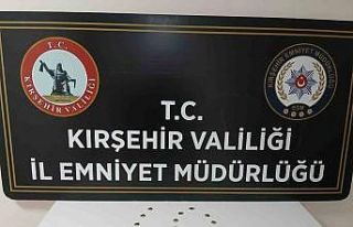 Sahte altın satmaya çalıştı polise yakalandı