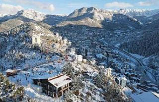 Sakin Şehir Şavşat’tan kartpostallık kış manzaraları