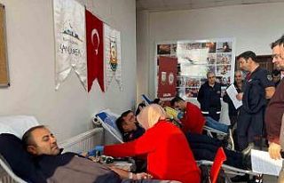 Şanlıurfa İtfaiyesi’nden kan bağışı
