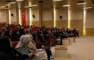 SAÜ’de İslam hukuku ve siyaset felsefesi konuşuldu