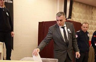 Şehzadeler’in yeni başkanı Hakan Şimşek oldu