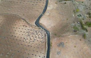 Siirt Valisi Kızılkaya bir asırda yapılan asfalt...