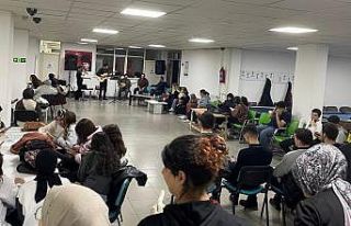 Simav’da üniversite öğrencilerine yönelik motivasyon...