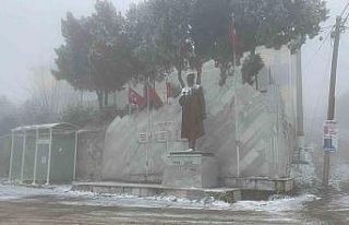 Sındırgı’nın yüksek kesimlerinde kar ve buzlanma...