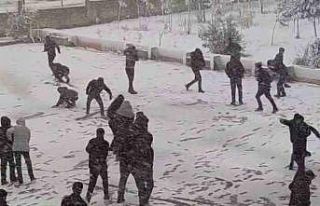 Şırnak’ta öğrenciler karın keyfini çıkardı
