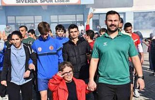 Spor lisesi öğrencileri, engelli öğrencileri ağırladı