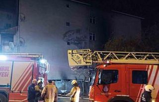 Sultanbeyli’de boya kaporta dükkanında yangın:...