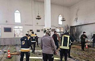 Suriye’de cami patlamasında can kaybı 8’e yükseldi
