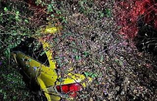 Sürücüsünün içinde olduğu otomobilin üzerine...