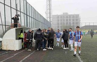Tekirdağ Süper Amatör Lig’de saha karıştı,...
