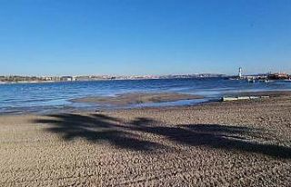 Tekirdağ’da deniz 20 metre çekildi