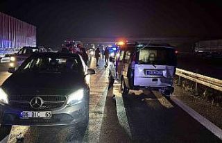 TEM’in Bolu geçişinde 3 araç çarpıştı: 7...