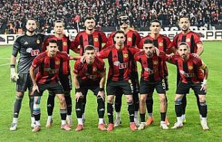 TFF 3. Lig: Eskişehirspor: 3 - Karşıyaka: 0